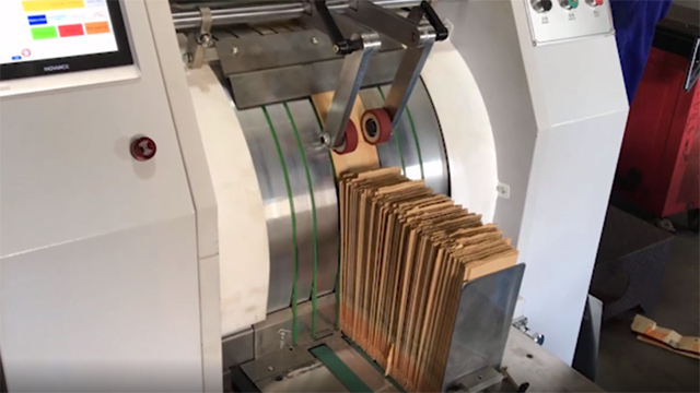 Flat and Satchel Paper Bag Making Machine XKJD-400